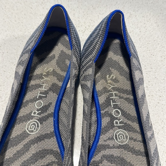 Rothy’s The Point zebra size 9 flat - Picture 3 of 4